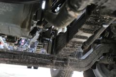 青岛解放 悍V重卡 220马力 6X2 载货车底盘(CA5250CCYP1K2L7T3E4A80-1)