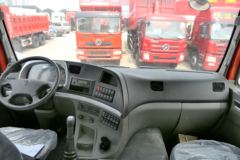 陕汽重卡 德龙新M3000 245马力 6X2载货车底盘(SX1256GK549)