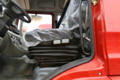 陕汽重卡 德龙新M3000 245马力 6X2载货车底盘(SX1256GK549)