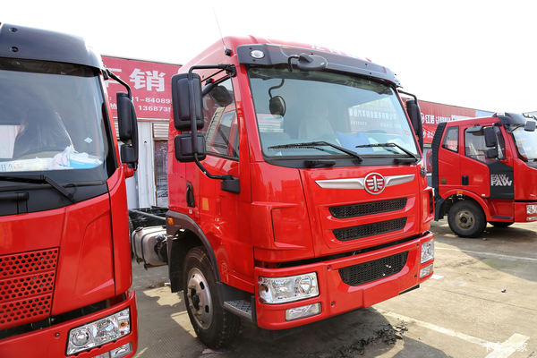 �������½����V180����4*2�ػ��һ�1.74��Ԫ