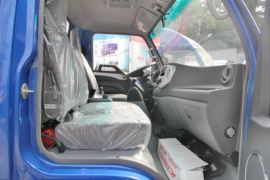 骏铃&nbsp;载货车驾驶室                                               图片