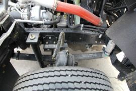 骏铃&nbsp;载货车底盘                                                图片