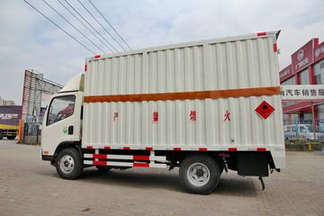 J6F&nbsp;爆破器材运输车外观图片