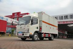 一汽解放 J6F 135马力 4X2 爆破器材运输车