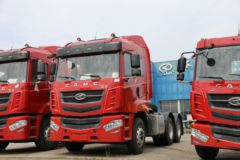 华菱 汉马重卡 375马力 6X4牵引车(HN4252A34C2M4)