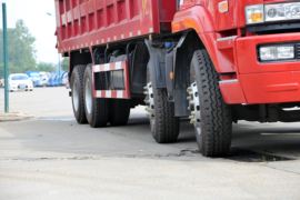 华菱之星&nbsp;自卸车底盘                                                图片