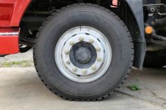 华菱之星 重卡 300马力 8X4 7.5米自卸车(HN3310BC37DLM4)