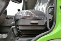 东风柳汽 乘龙 270马力 8X4 6.8米自卸车(环卫)(LZ5310ZLJM3FA)