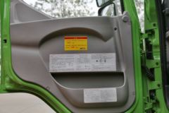 东风柳汽 乘龙 270马力 8X4 6.8米自卸车(环卫)(LZ5310ZLJM3FA)