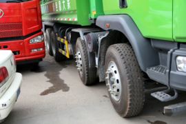 乘龙M3&nbsp;自卸车底盘                                                图片