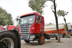 江淮 格尔发A5中卡 165马力 4X2 6.8米载货车底盘