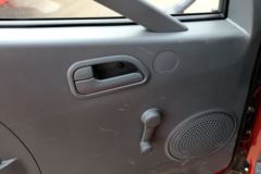 福田 欧马可3系 118马力 4.165米单排仓栅轻卡(BJ5049CCY-F4)