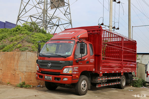 福田 欧马可3 156马力 5.2米仓栅式轻卡