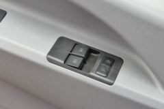 中国重汽HOWO 悍将 115马力 4.2米单排仓栅式轻卡(ZZ5047CCYD3415D145)