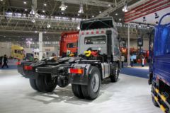 三环十通 昊龙重卡 290马力 4X2港口牵引车(STQ4181L02Y4N4)