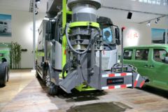 一汽解放 J6L 220马力 4X2 除雪车