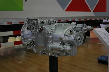 东风DT1420 14挡 手动挡变速箱