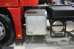 福田 欧曼GTL 6系重卡 430马力 6X4牵引车(奔驰动力)(BJ4259SNFKB-XC)