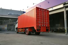 中国重汽 豪瀚J5G中卡 160马力 4X2 6.75米厢式载货车(ZZ5165XXYH5213D1)