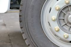 中国重汽 豪瀚J5G中卡 160马力 4X2 6.75米厢式载货车(ZZ5165XXYH5213D1)