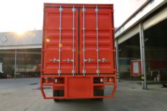 中国重汽 豪瀚J5G中卡 160马力 4X2 6.75米厢式载货车(ZZ5165XXYH5213D1)