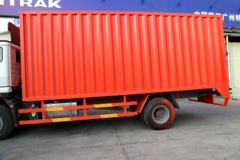 中国重汽 豪瀚J5G中卡 160马力 4X2 6.75米厢式载货车(ZZ5165XXYH5213D1)