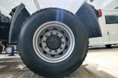 一汽解放 J6P重卡 420马力 6X2牵引车(CA4250P66K24T3XE4)