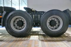 一汽解放 J6P重卡 领航版 460马力 6X4牵引车(CA4250P66K24T1A2E4)