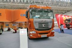 联合卡车U420 420马力 6X4 牵引车(危险品运输)