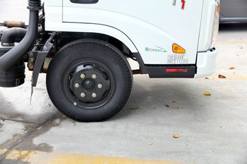 �ƿ�ŷ�� T1ϵ�� 82���� 4X2 3.7�׵���΢������ͼƬ