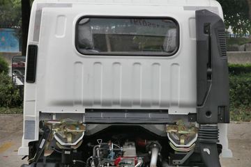 �ƿ�ŷ�� T1ϵ�� 82���� 4X2 3.7�׵���΢������ͼƬ