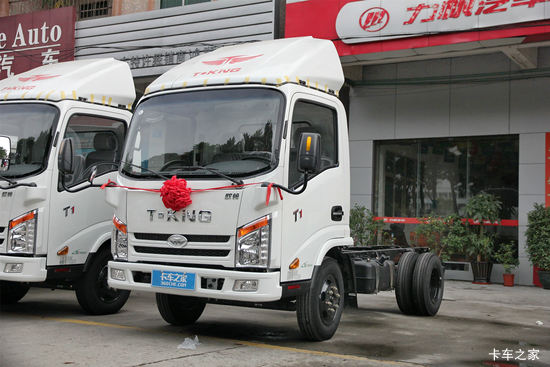 �ƿ�ŷ�� T1ϵ�� 82���� 4X2 3.7�׵���΢������