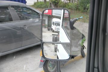 �ƿ�ŷ�� T1ϵ�� 82���� 4X2 3.7�׵���΢������ͼƬ