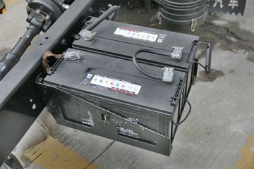 �ƿ�ŷ�� T1ϵ�� 82���� 4X2 3.7�׵���΢������ͼƬ