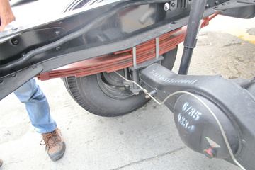 �ƿ�ŷ�� T1ϵ�� 82���� 4X2 3.7�׵���΢������ͼƬ