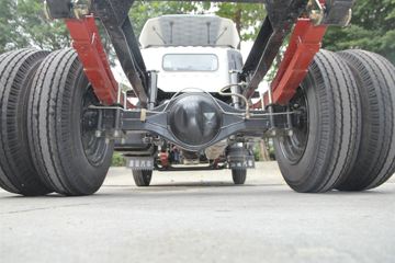 �ƿ�ŷ�� T1ϵ�� 82���� 4X2 3.7�׵���΢������ͼƬ