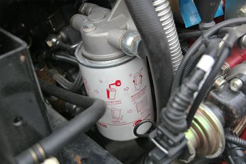 �ƿ�ŷ�� T1ϵ�� 82���� 4X2 3.7�׵���΢������ͼƬ