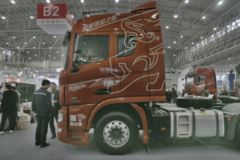 联合卡车 U460重卡 460马力 6X2牵引车(后提升)(SQR4251D6ZT4-6)