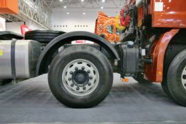 联合V系&nbsp;牵引车底盘                                                图片