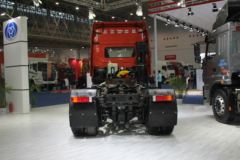 三环十通 御龙重卡 430马力 6X4牵引车