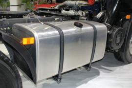 御龙&nbsp;牵引车底盘                                                图片