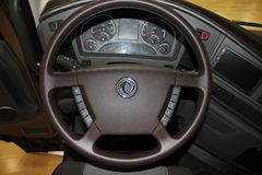 东风商用车 天龙旗舰KX 450马力 6X4牵引车(14挡)