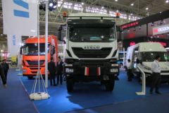 依维柯 Trakker重卡 560马力 8X8牵引车(AT410T56WEZ275)