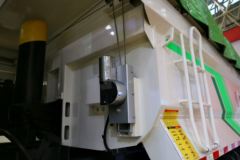 东风商用车 大力神重卡 350马力 6X4 5.6米自卸车(新型渣土车)(DFH5258ZLJA)