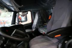 中国重汽 HOWO T7H重卡 440马力 6X4牵引车(ZZ4257V324HD1B) 中国重汽 HOWO T7H重卡 440马力 6X4牵引车(ZZ4257V324HD1B)