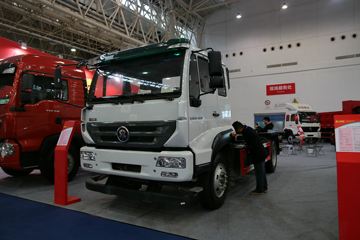 中国重汽 斯达斯太尔M5G中卡 180马力 4X2自卸车(可卸式垃圾车)(CLQ5160ZXX5ZZ)