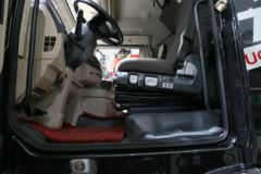 青岛解放 JH6重卡 460马力 6X4牵引车(后桥:457冲焊桥)