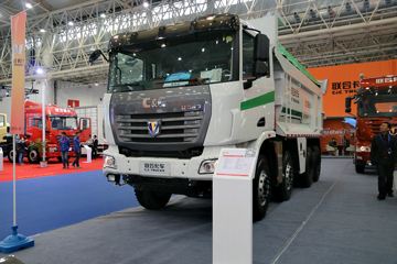 联合卡车U340 340马力 8X4 自卸车(短轴)(城建渣土车)