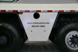 联合U系&nbsp;自卸车底盘                                                图片