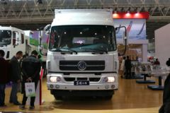东风商用车 天锦中卡 180马力 4X2 7.5米厢式载货车(DFL5120XXYB2)